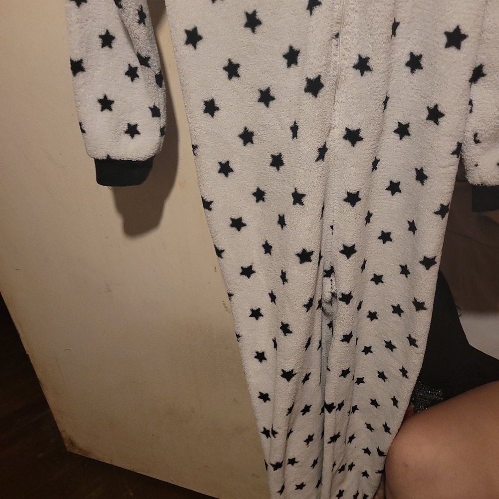 Onesie - Picture 4 of 5